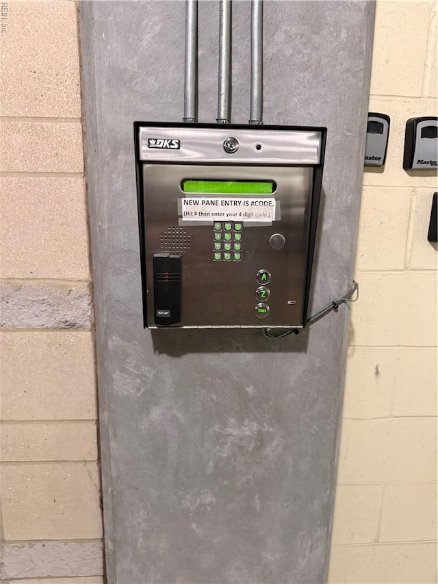 4250 Granby St Unit 106, Norfolk, VA 23504 - detailed view of concrete block wall