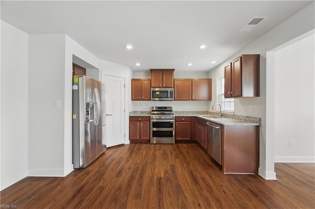 321 Windemere Rd, Newport News, VA 23602 - kitchen with appliances with stainless steel finishes, dark wood finished floors, a sink, baseboards, and recessed lighting