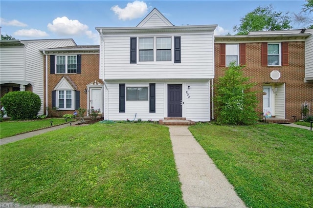 multi unit property with a front lawn