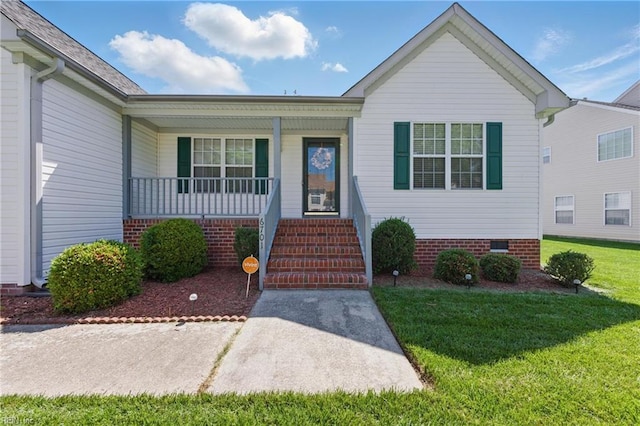 6701 Burbage Landing Cir, Suffolk, VA 23435 - view of front of home with covered porch and a front lawn