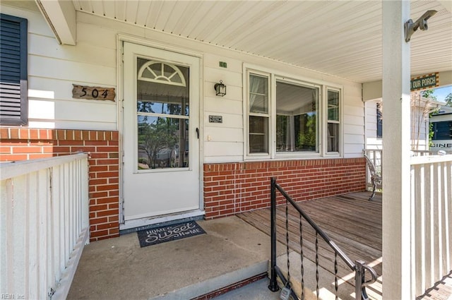 504 Amster Ln, Chesapeake, VA 23323 - entrance to property with covered porch and brick siding