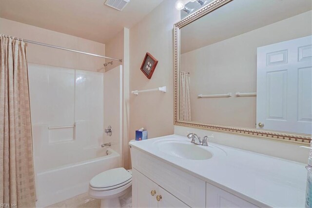 433 Croatan Rd, Virginia Beach, VA 23451 - full bathroom featuring vanity, toilet, and shower / bath combo with shower curtain