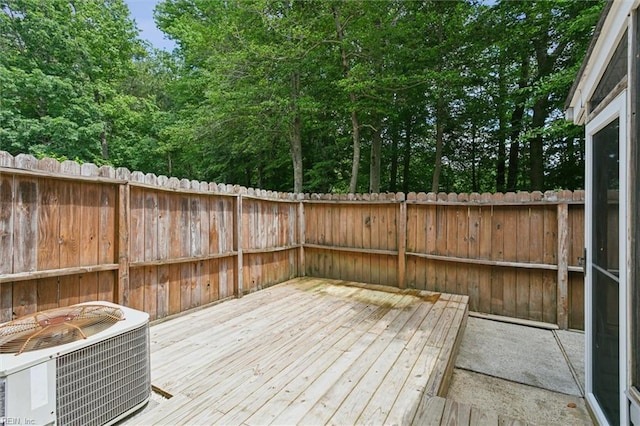 114 Gnarled Oak Ln, Yorktown, VA 23692 - wooden terrace with central AC unit and fence