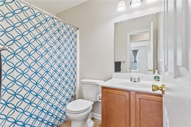 32473 Pebble Brook Dr, Franklin, VA 23851 - full bath featuring toilet, vanity, and curtained shower