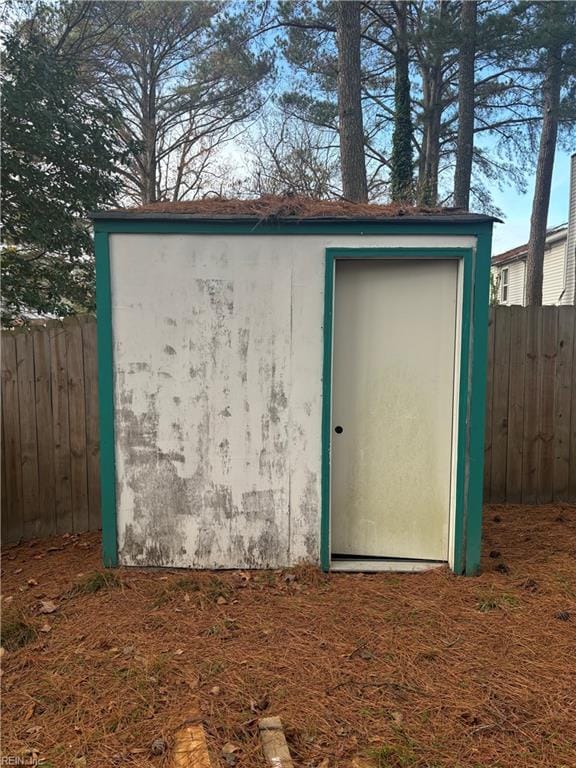 5637 Picadilly Ln, Portsmouth, VA 23703 - view of shed
