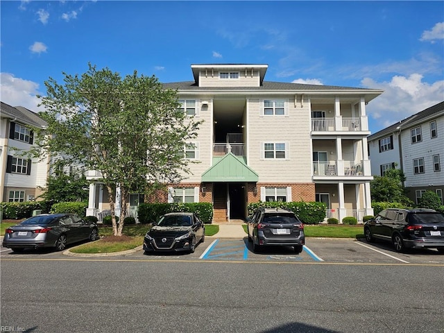 4308 Hillingdon Bnd Unit 206, Chesapeake, VA 23321 - view of building exterior with uncovered parking