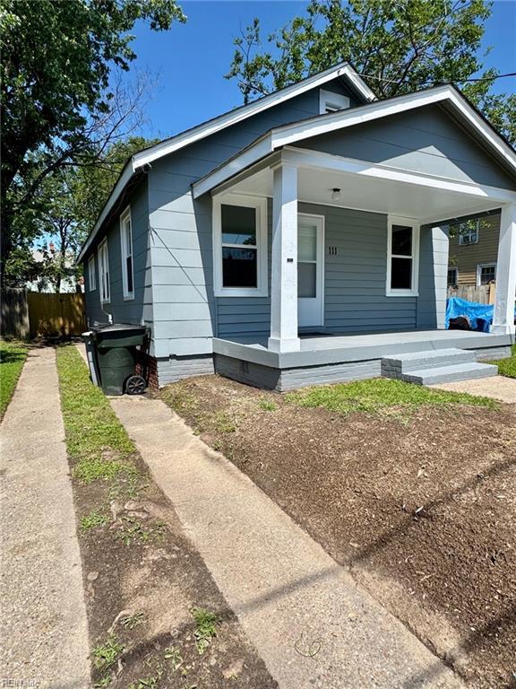 111 E Cummings Ave, Hampton, VA 23663 - view of front of property with a porch, fence, and crawl space