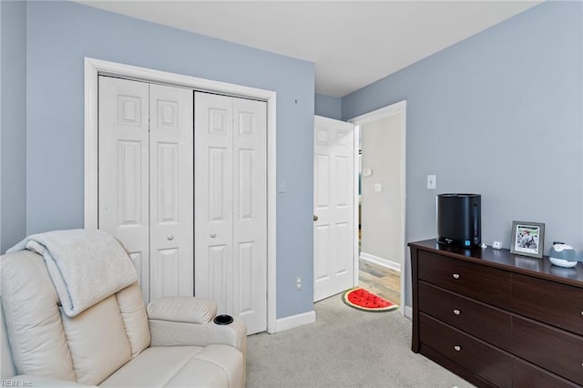 150 Ridge Rd, Poquoson, VA 23662 - living area with light colored carpet and baseboards