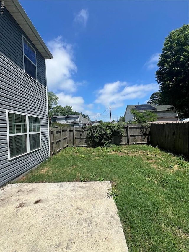 405 San Antonio Blvd, Norfolk, VA 23505 - view of yard with a patio area