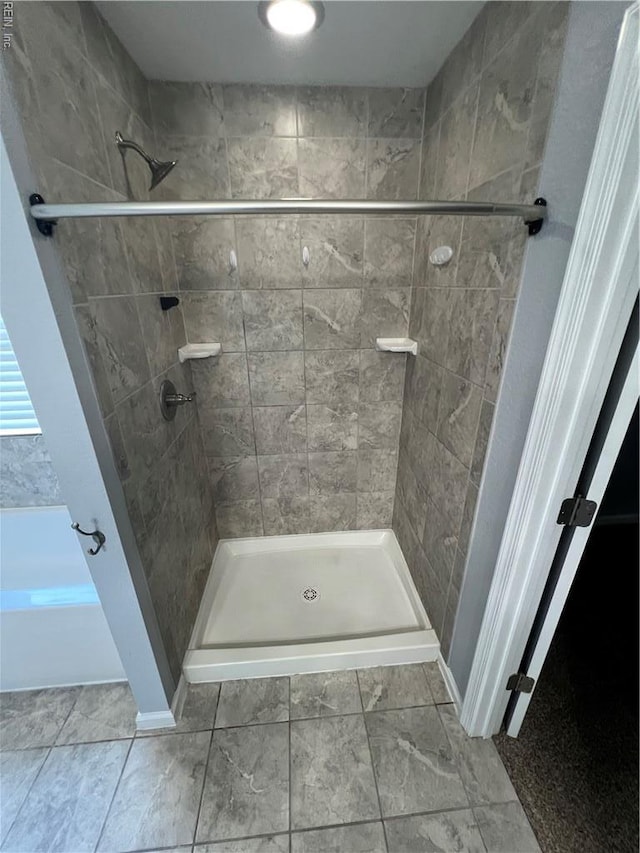 405 San Antonio Blvd, Norfolk, VA 23505 - bathroom with a stall shower