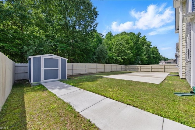 605 Middleton Way, Chesapeake, VA 23322 - view of yard featuring a patio, a storage shed, and an outbuilding