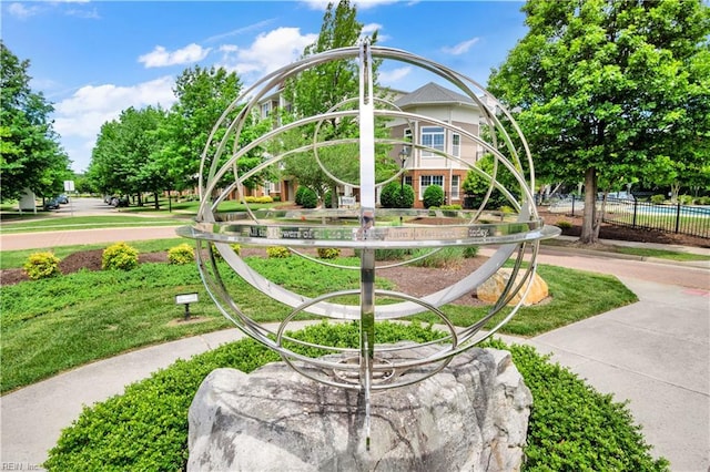 613 Freeman Dr, Hampton, VA 23666 - view of home's community featuring fence