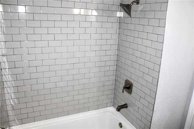 1307 Hibie St, Norfolk, VA 23523 - full bath featuring shower / bath combo with shower curtain