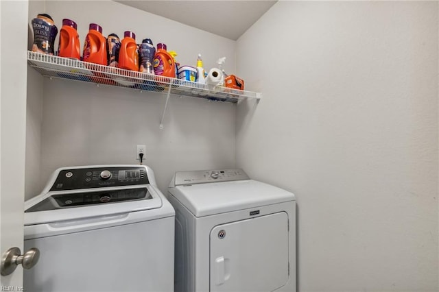 1328 Andreas Ln, Chesapeake, VA 23322 - washroom featuring washer and dryer
