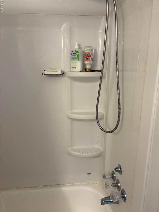 3684 Windmill Dr, Virginia Beach, VA 23453 - full bathroom with shower / tub combo