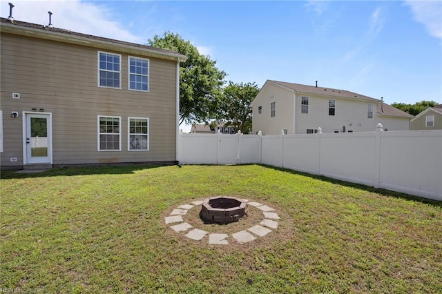 130 Rochdale Ln, Suffolk, VA 23434 - view of yard featuring a fire pit