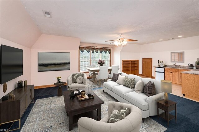 909 Two Gates Cir, Chesapeake, VA 23322 - living room featuring ceiling fan