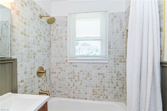 104 Hodges Manor Rd, Portsmouth, VA 23701 - full bath with shower / bath combo with shower curtain, vanity, and ornamental molding