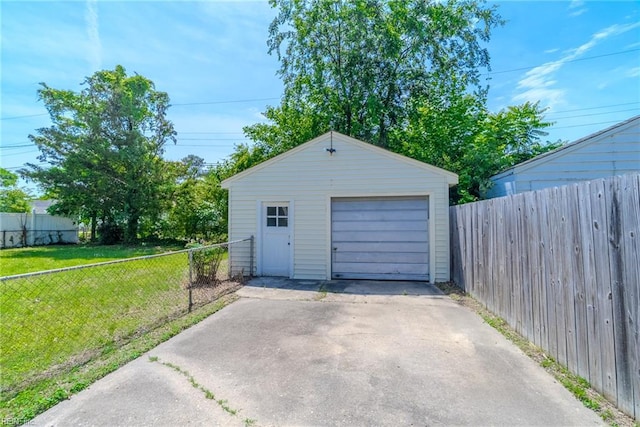 708 Harway Ave, Chesapeake, VA 23325 - detached garage with driveway
