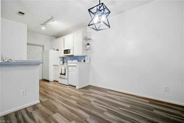 610 Barberton Dr, Virginia Beach, VA 23451 - kitchen featuring white appliances, white cabinetry, light wood-type flooring, light countertops, and decorative light fixtures