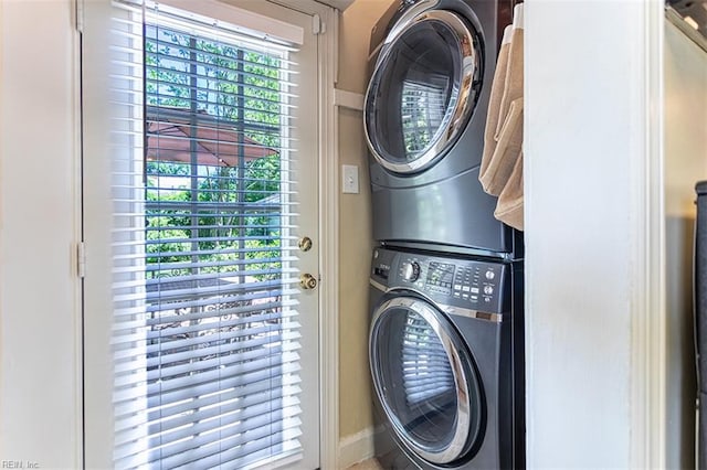 200 Ferguson Ave, Newport News, VA 23601 - laundry area with stacked washing machine and dryer