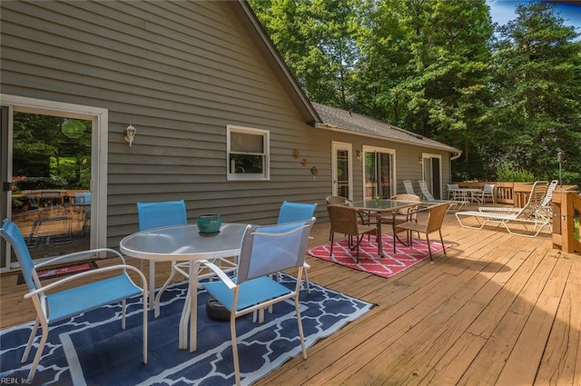 3408 Waterview Rd, Toano, VA 23168 - deck with outdoor dining space
