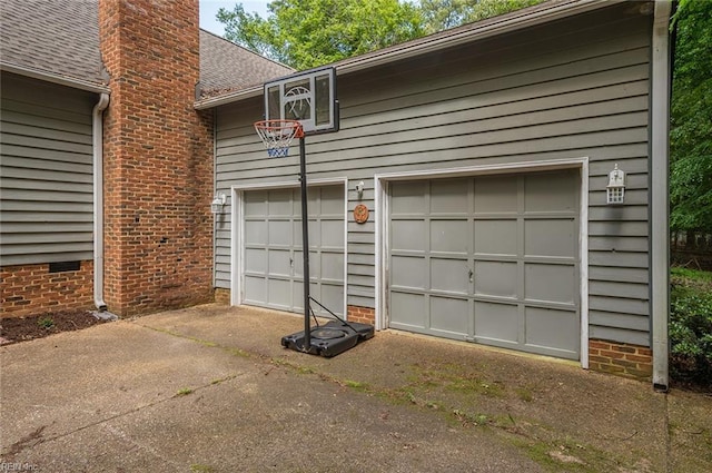 3408 Waterview Rd, Toano, VA 23168 - garage with asphalt driveway