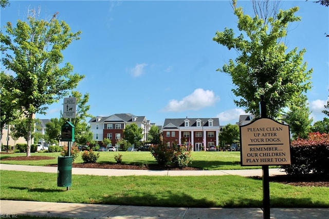 233 Verde St, Virginia Beach, VA 23462 - view of property's community with a yard