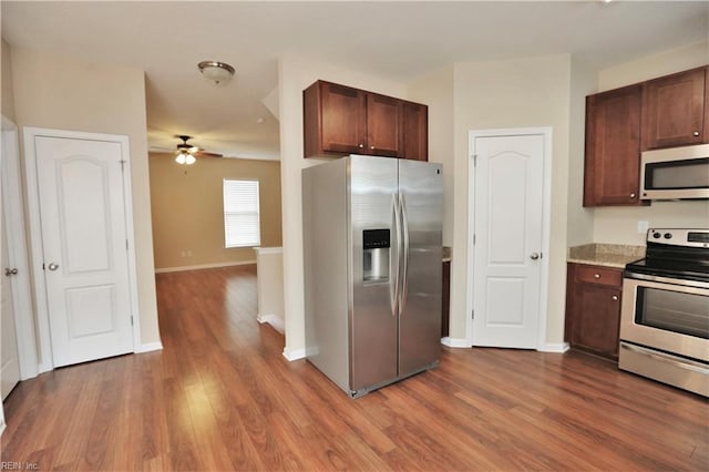 233 Verde St, Virginia Beach, VA 23462 - kitchen with stainless steel appliances, ceiling fan, dark wood finished floors, and baseboards