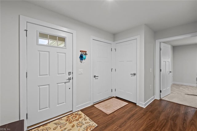 200 Quaint Ridge Rd, Williamsburg, VA 23188 - foyer entrance with baseboards and dark wood finished floors
