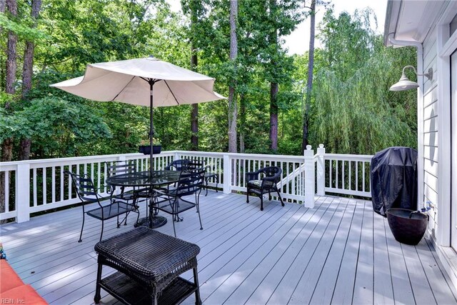 117 Shinnecock, Williamsburg, VA 23188 - deck with grilling area and outdoor dining space