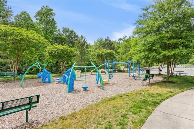 5414 Foundation St, Williamsburg, VA 23188 - community play area with view of wooded area