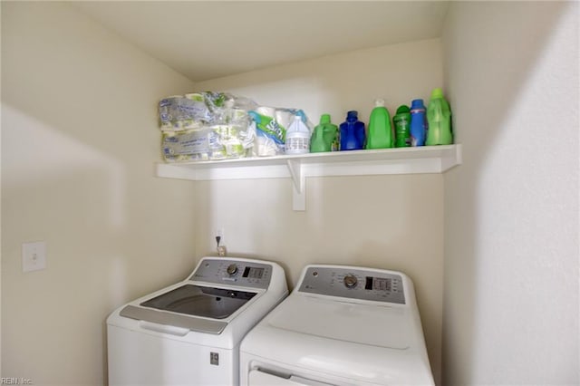 101 Utah St, Portsmouth, VA 23701 - laundry area with separate washer and dryer