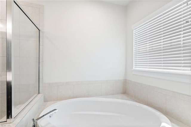 230 Independence St, Portsmouth, VA 23701 - bathroom featuring a bath