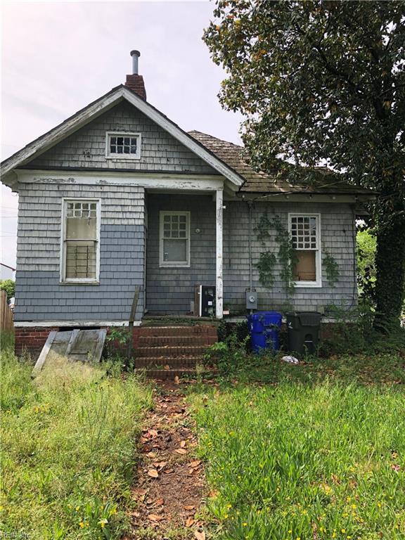 3122 Cape Henry Ave, Norfolk, VA 23509 - back of house featuring a chimney