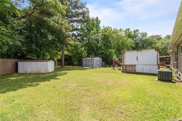 8332 Halprin Dr, Norfolk, VA 23518 - view of yard with central AC unit