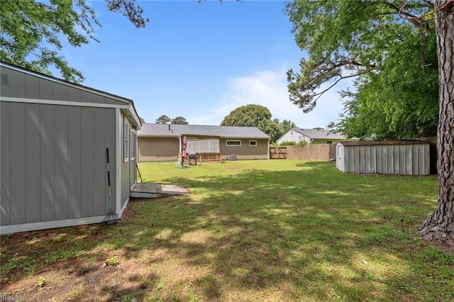 8332 Halprin Dr, Norfolk, VA 23518 - view of yard