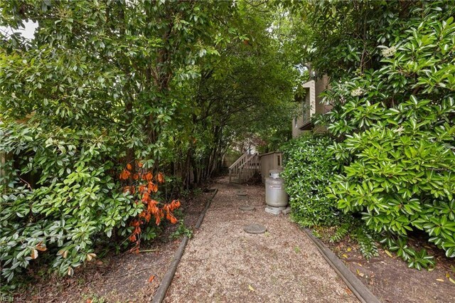 4401 Leatherwood Dr, Virginia Beach, VA 23462 - view of yard with stairway