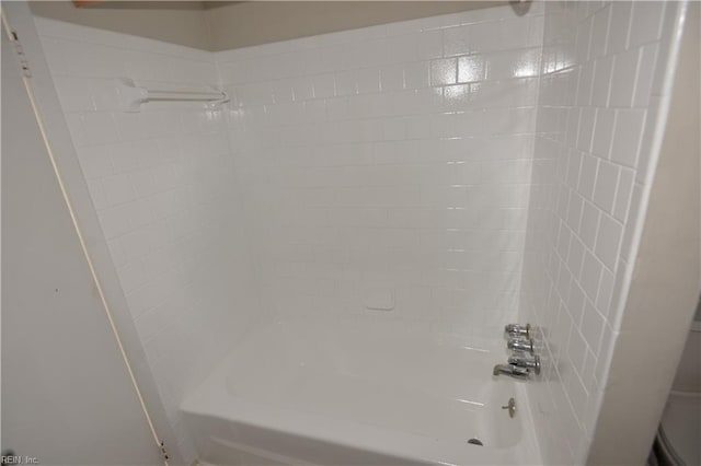 3861 Chancery Ln, Virginia Beach, VA 23452 - full bathroom featuring shower / tub combination