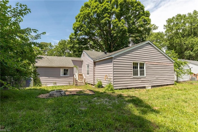 624 Highland Ct, Newport News, VA 23605 - view of back of house