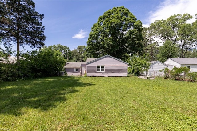 624 Highland Ct, Newport News, VA 23605 - view of grassy yard