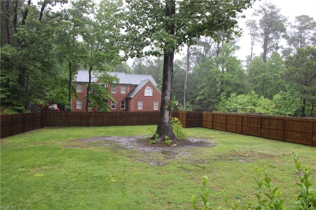3711 Goodwin Neck Rd, Yorktown, VA 23692 - view of yard