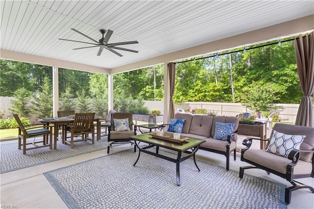 531 Middleton Way, Chesapeake, VA 23322 - fenced backyard featuring an outdoor living space, ceiling fan, and a patio