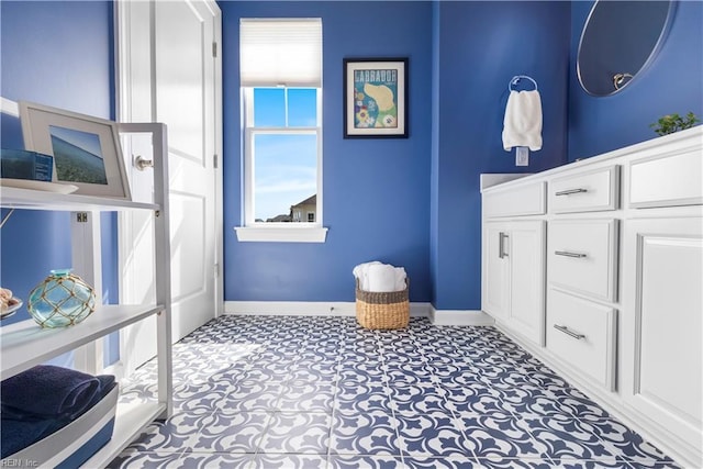 531 Middleton Way, Chesapeake, VA 23322 - bathroom featuring baseboards