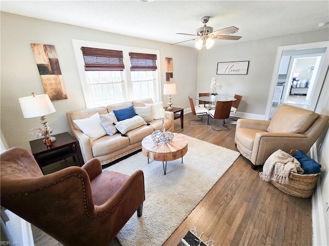 1251 Little Bay Ave, Norfolk, VA 23503 - living area featuring wood finished floors, ceiling fan, and baseboards