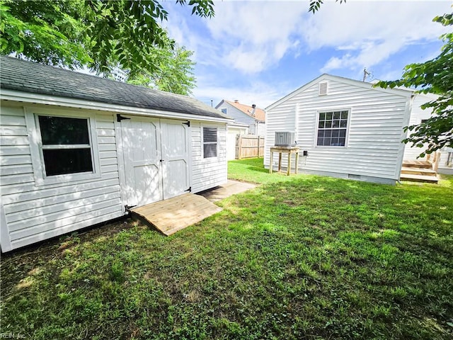 1251 Little Bay Ave, Norfolk, VA 23503 - view of yard with central AC