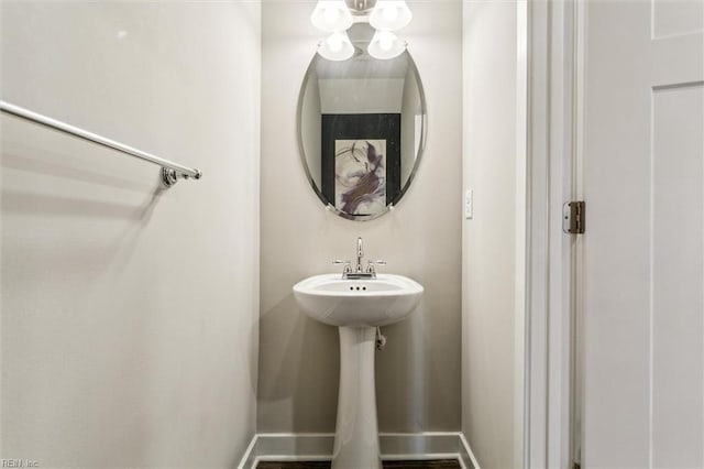 418 Fishers Ct, Hampton, VA 23666 - bathroom featuring baseboards