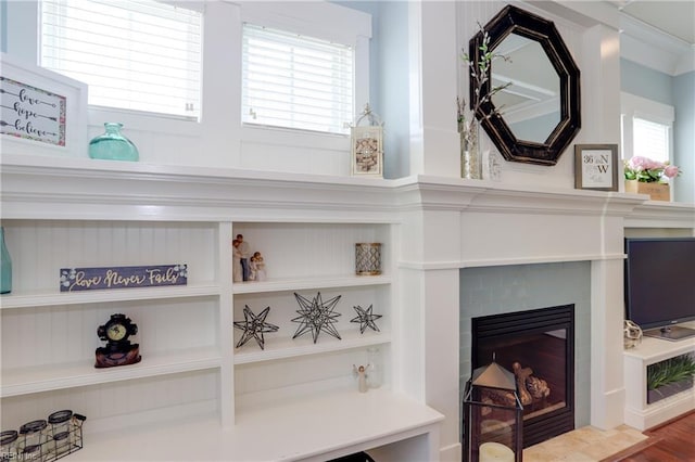 3304 Dodd Dr, Chesapeake, VA 23323 - detailed view of a tile fireplace and built in features