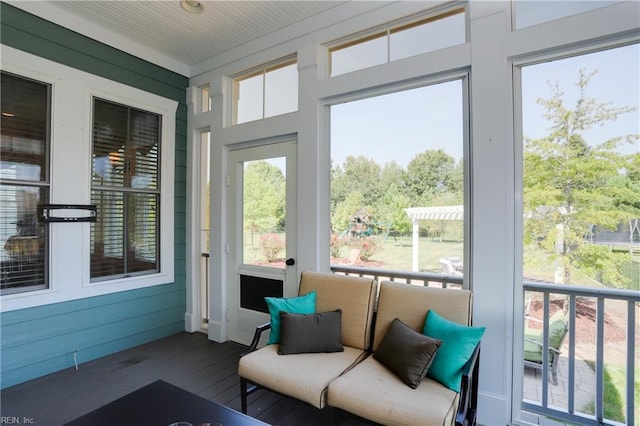 3304 Dodd Dr, Chesapeake, VA 23323 - sunroom / solarium with plenty of natural light