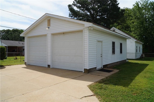 9 Chowning Dr, Hampton, VA 23664 - view of detached garage